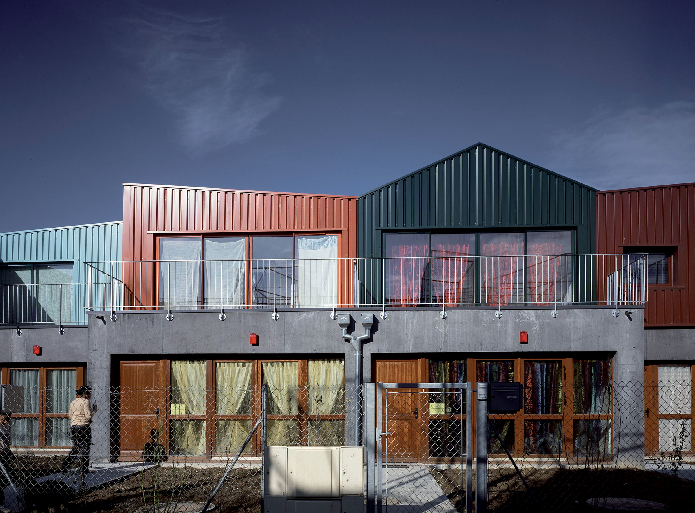 La Cité Manifeste - 01 - Logements - Caractère Spécial - Matthieu Poitevin Architecture