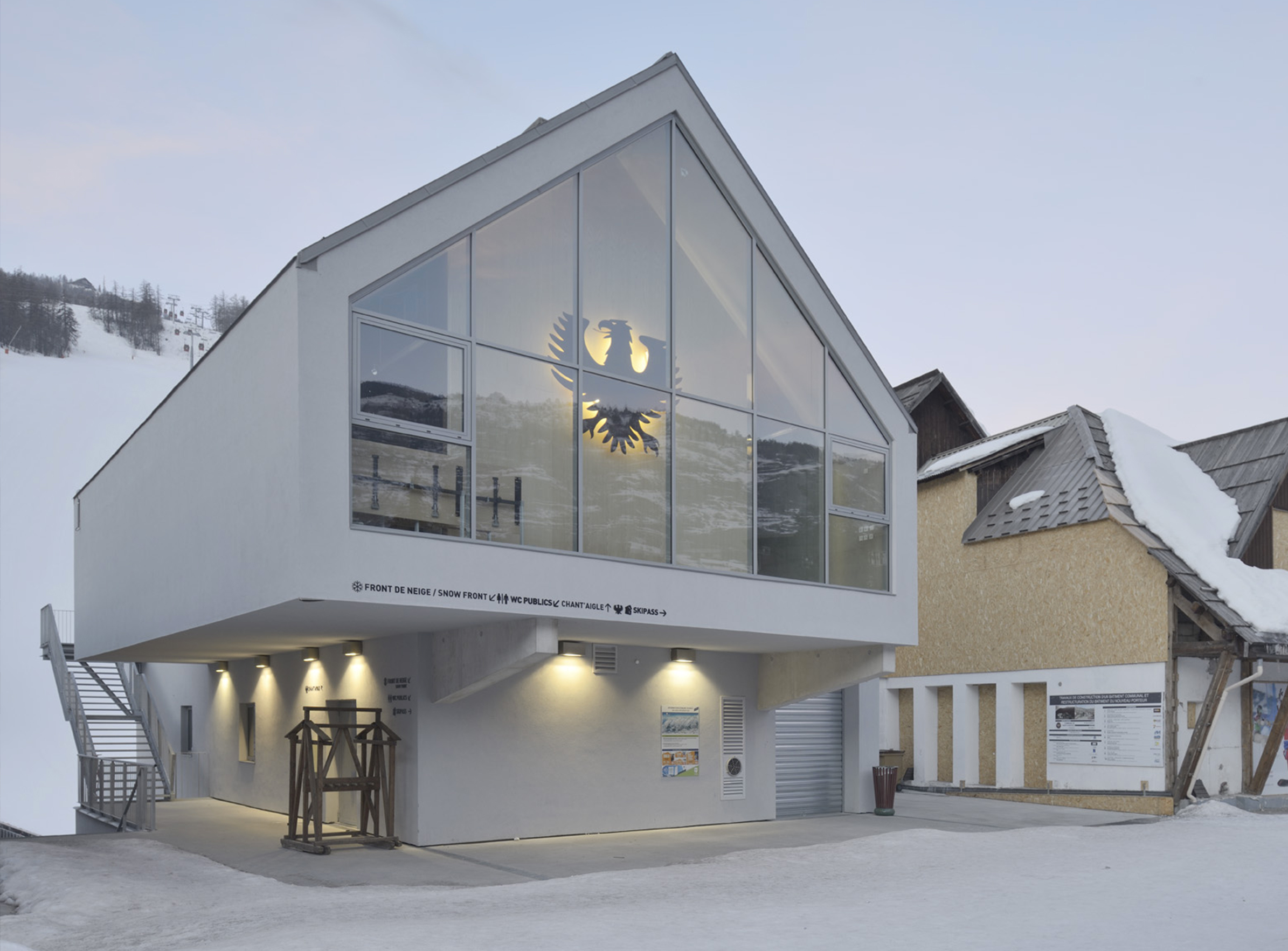 La Maison Blanche - 02 - Équipements + Bureau - Caractère Spécial - Matthieu Poitevin Architecture