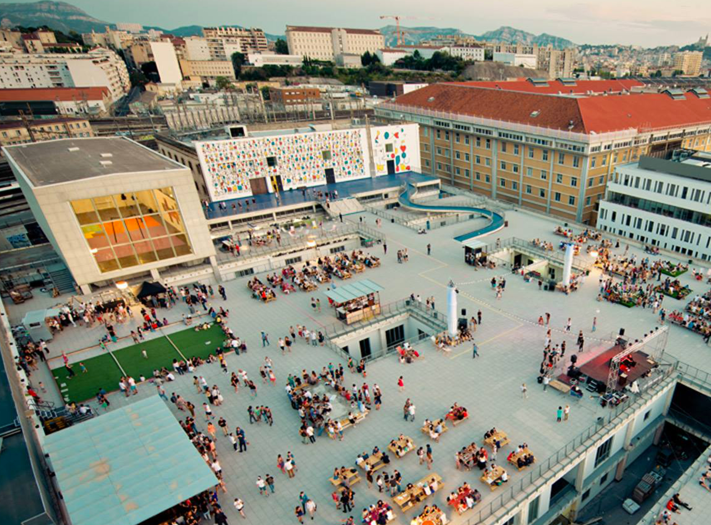 La Friche - Panorama - 09 - Caractère Spécial - Matthieu Poitevin Architecture