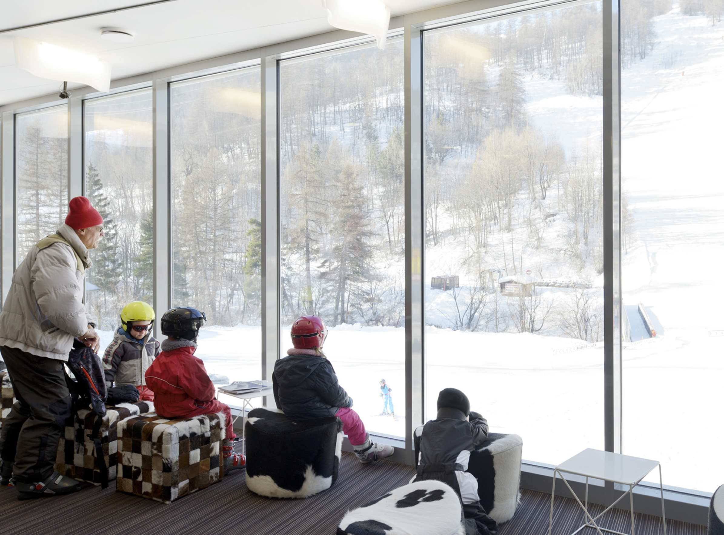 La Maison Blanche - 08 - Équipements + Bureau - Caractère Spécial - Matthieu Poitevin Architecture