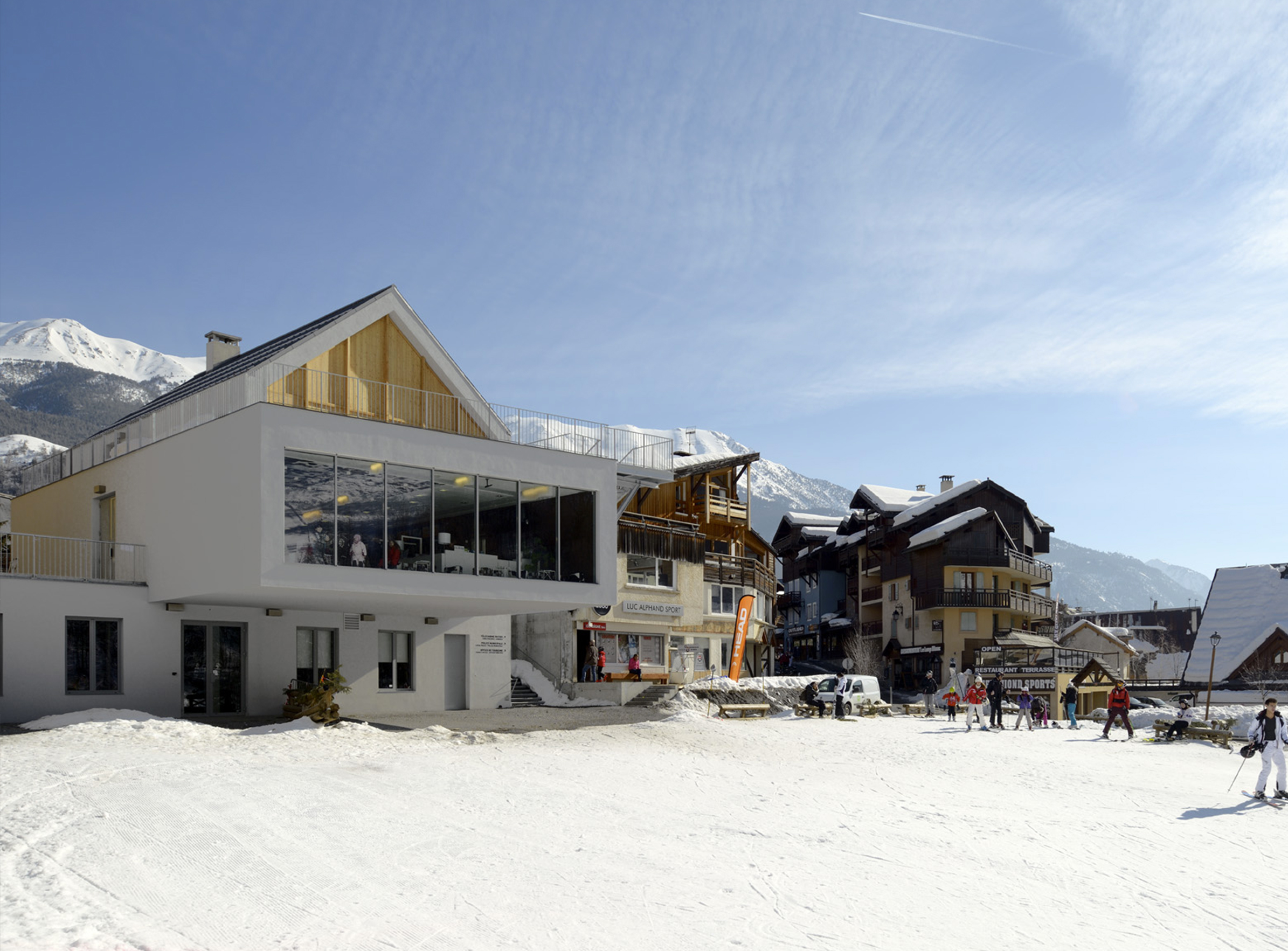 La Maison Blanche - 09 - Équipements + Bureau - Caractère Spécial - Matthieu Poitevin Architecture