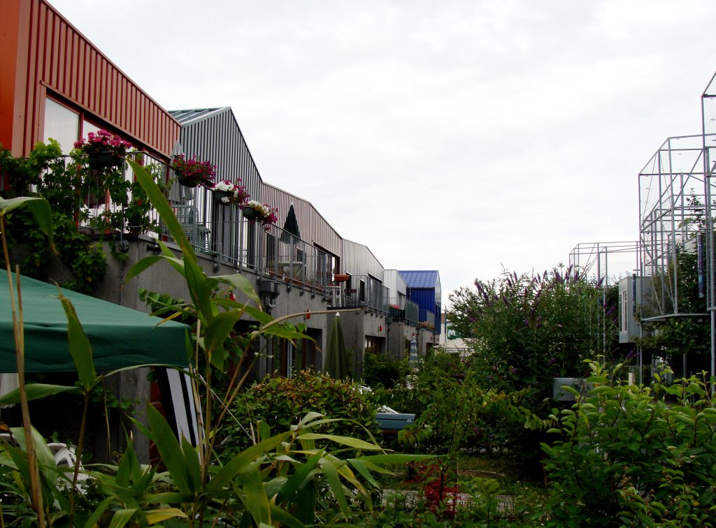 La Cité Manifeste - 02 - Logements - Caractère Spécial - Matthieu Poitevin Architecture